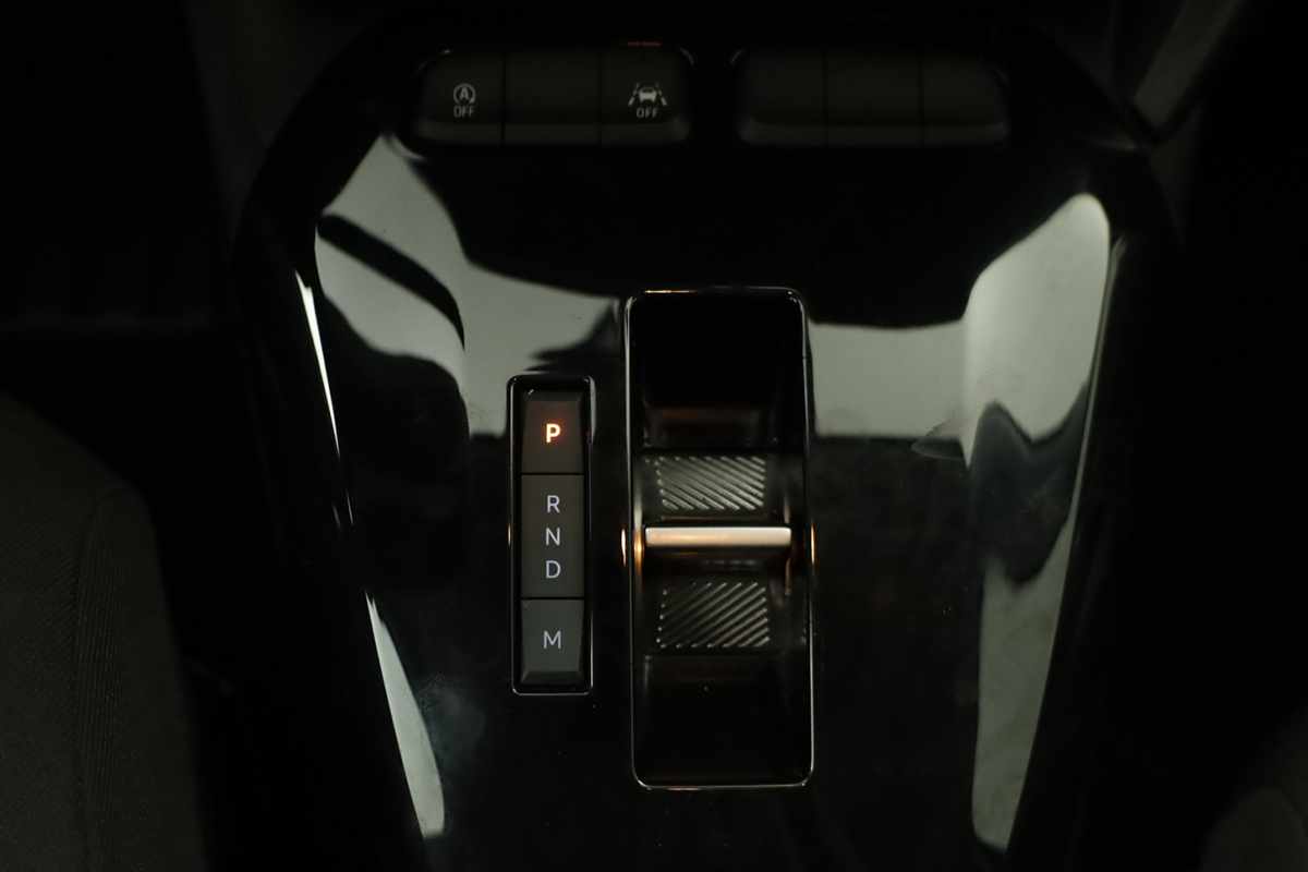 opel-corsa-2025-gasolina-1199cc