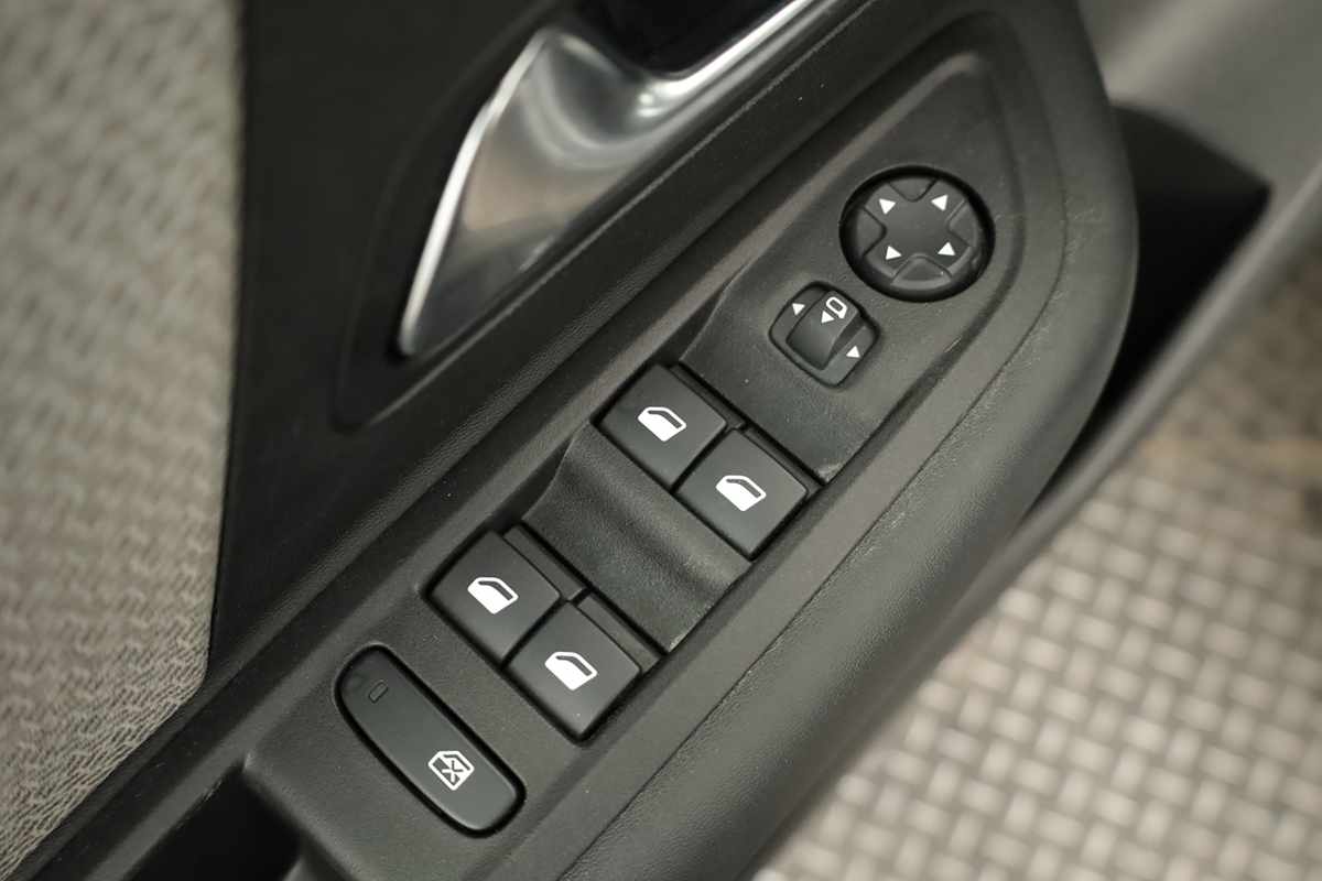citroen-c4-2024-gasolina-1199cc