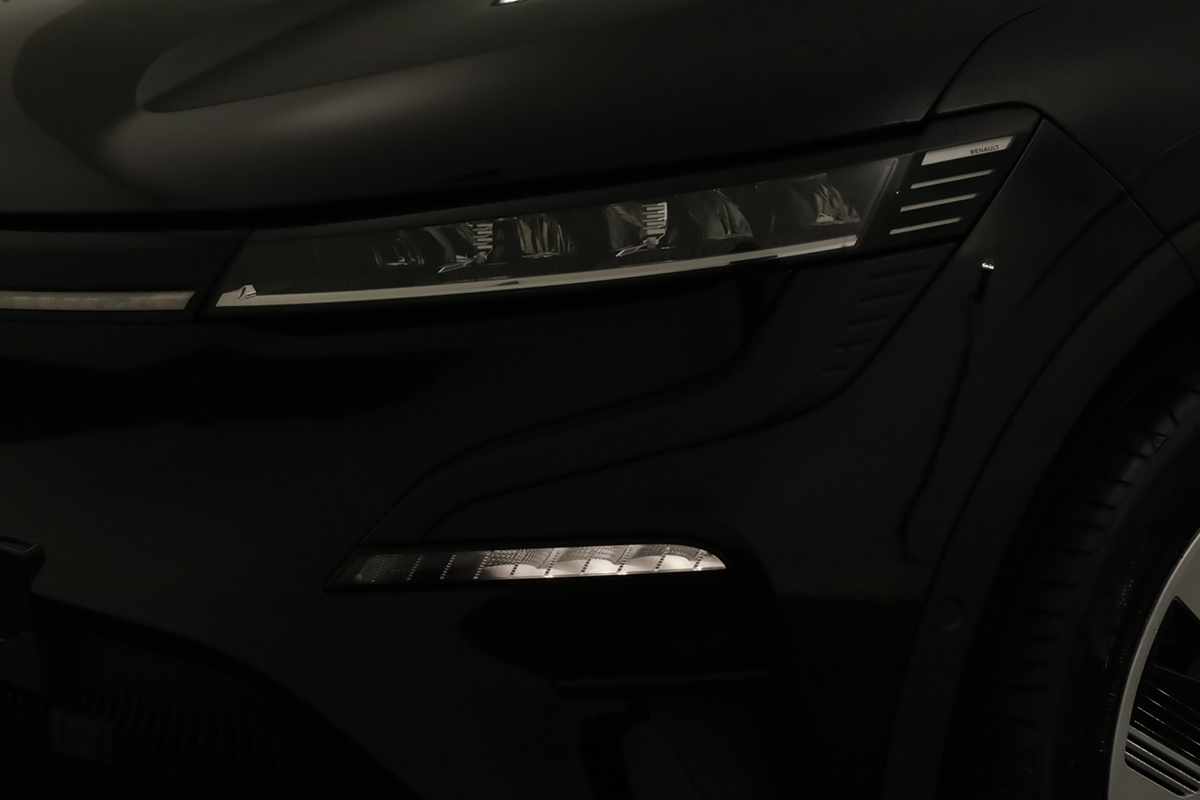 renault-megane-e-tech-2024-eletrico-0cc