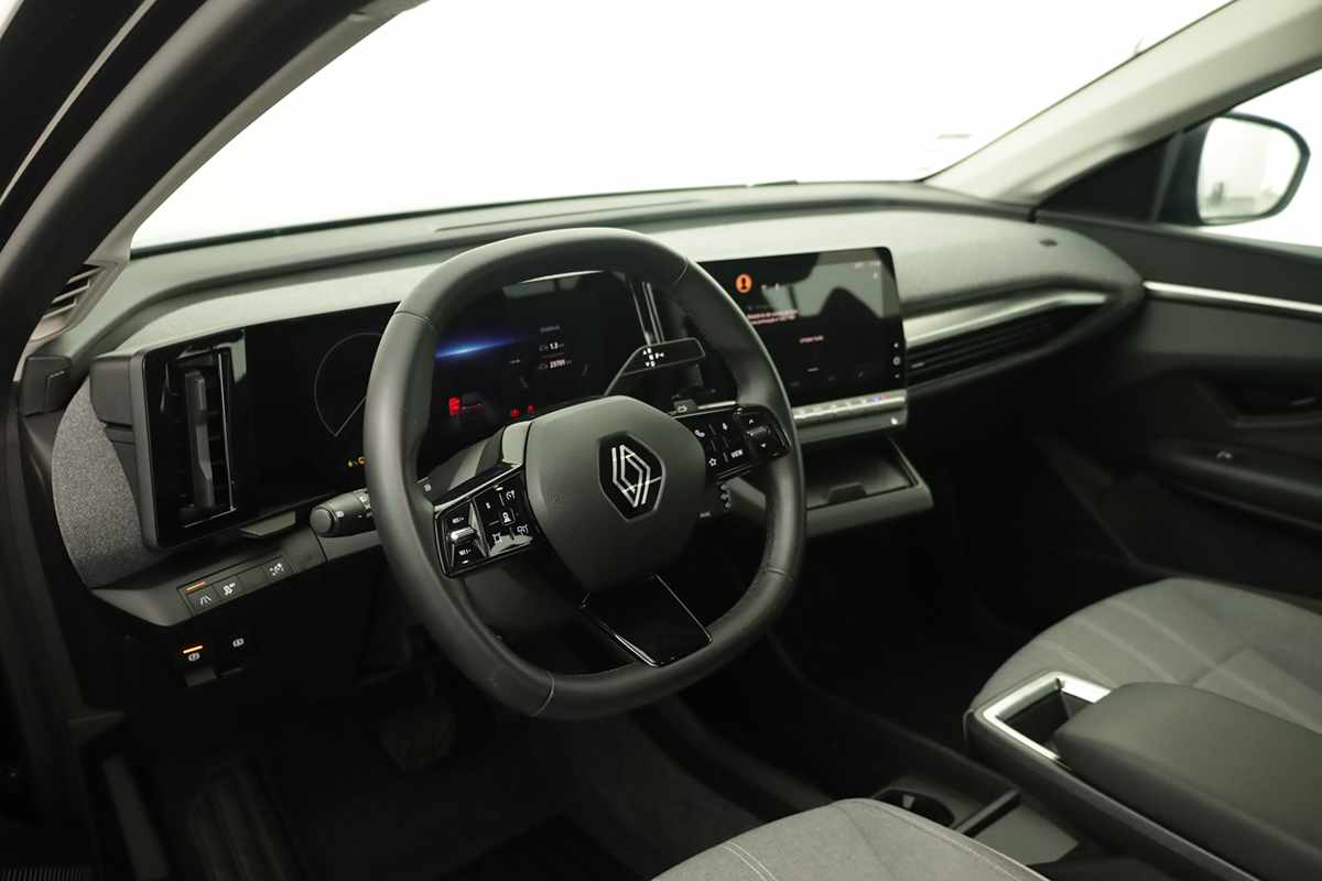 renault-megane-e-tech-2024-eletrico-0cc