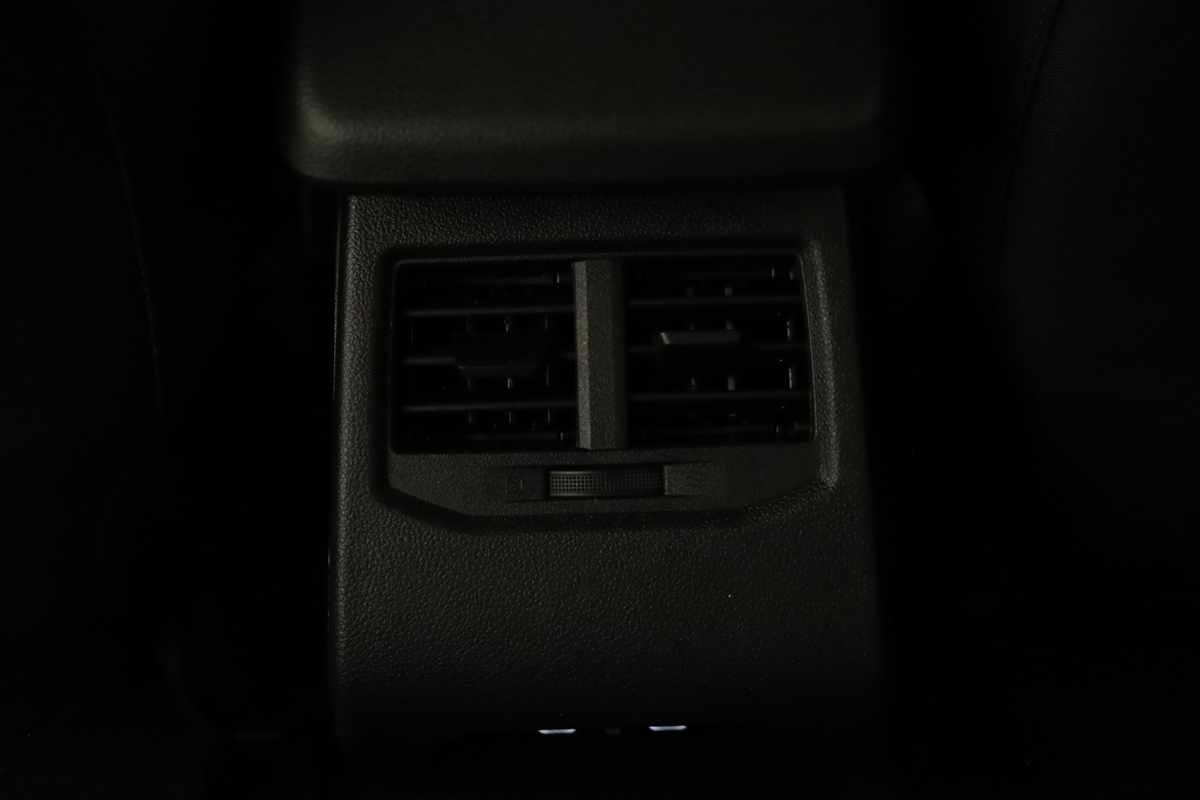 renault-megane-e-tech-2024-eletrico-0cc