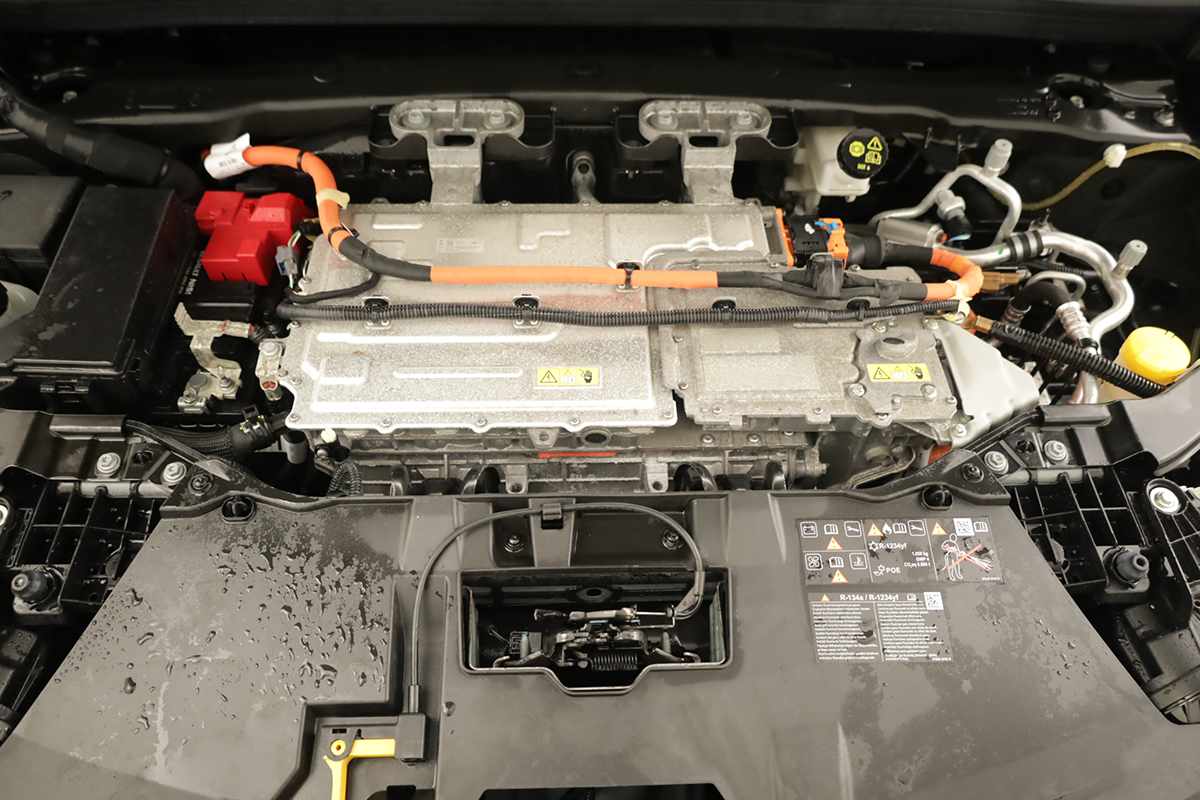 renault-megane-e-tech-2024-eletrico-0cc
