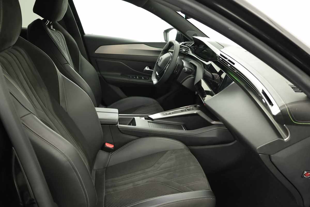 peugeot-308-2024-gasolina-1199cc