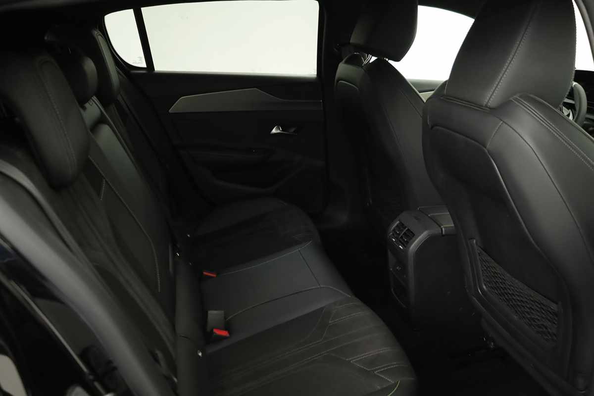 peugeot-308-2024-gasolina-1199cc