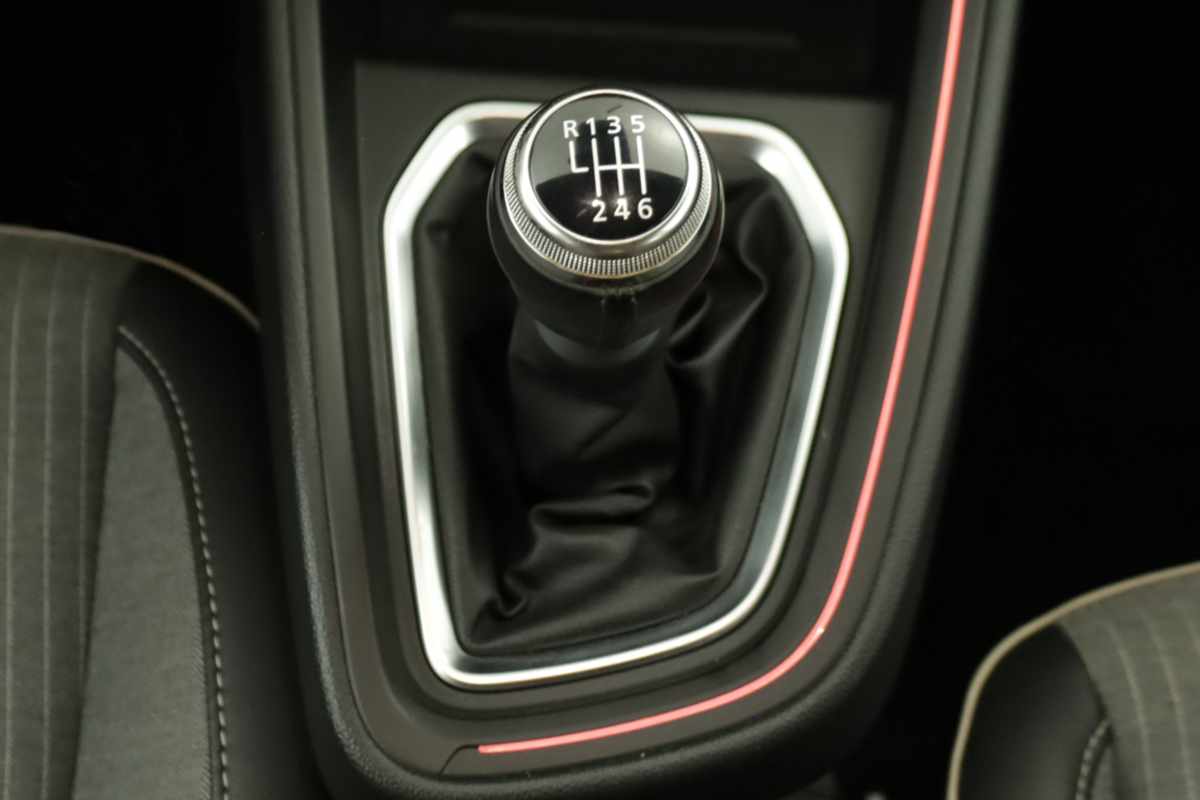 renault-clio-2024-gasolina-999cc