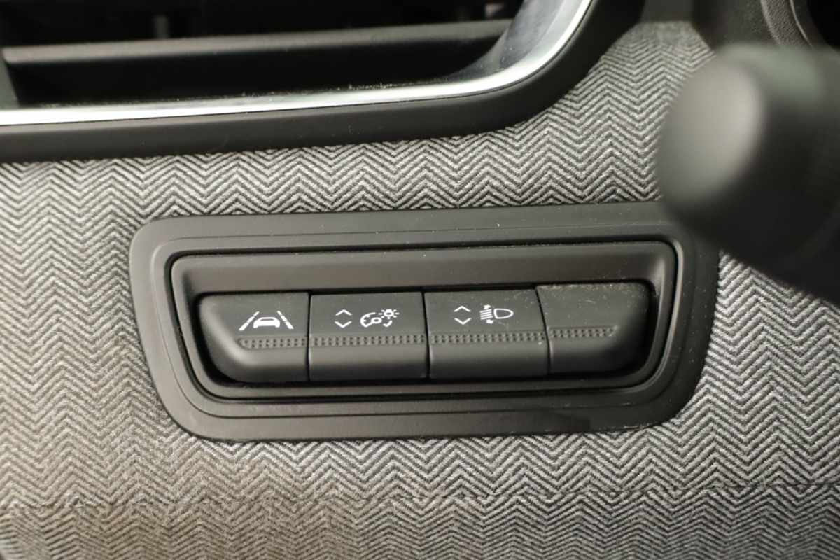 renault-clio-2024-gasolina-999cc