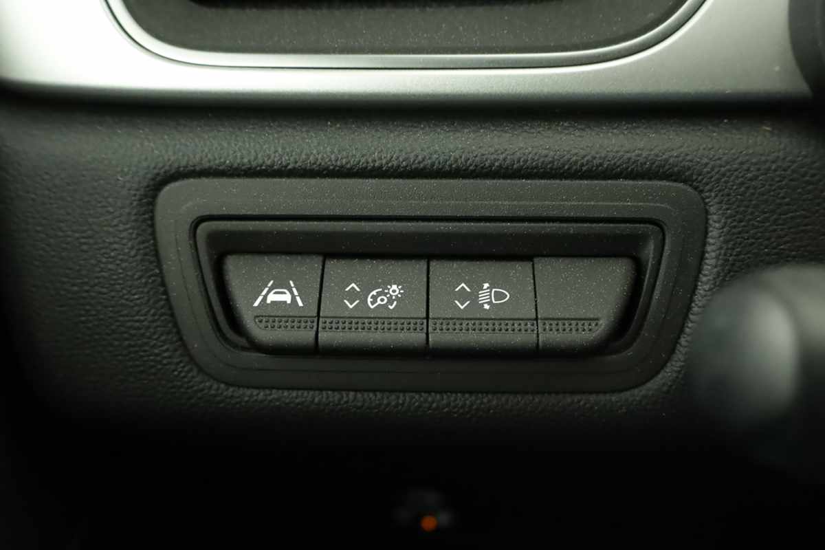 renault-captur-2023-gpl-999cc