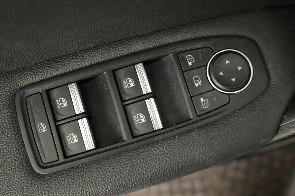 renault-captur-2023-gpl-999cc