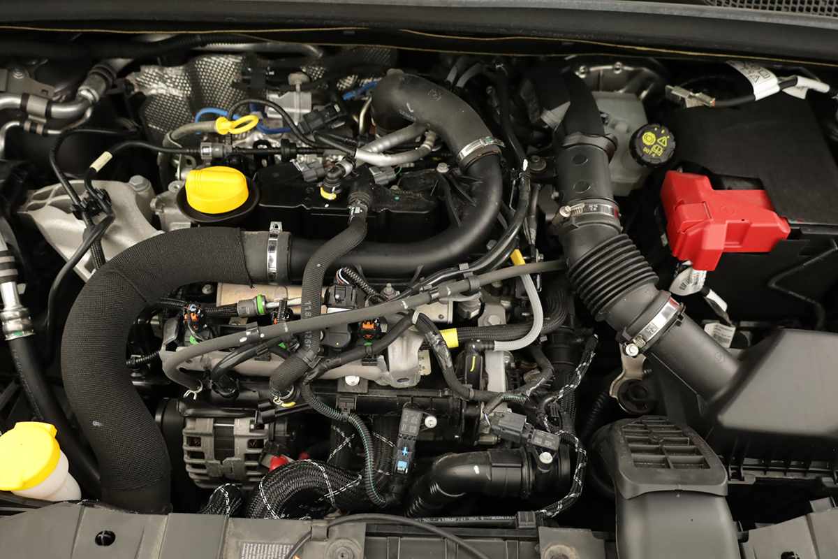 renault-captur-2023-gpl-999cc