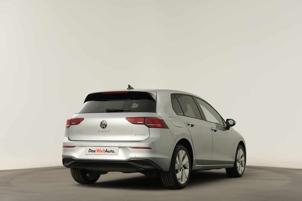 volkswagen-golf-2025-hibrido-a-gasolina-1498cc
