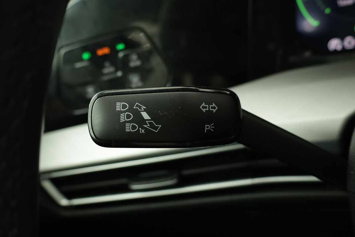 volkswagen-golf-2025-hibrido-a-gasolina-1498cc