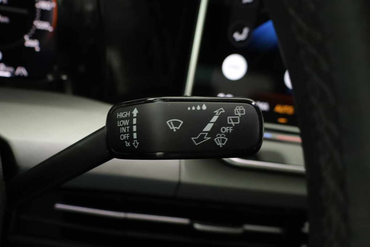 volkswagen-golf-2025-hibrido-a-gasolina-1498cc
