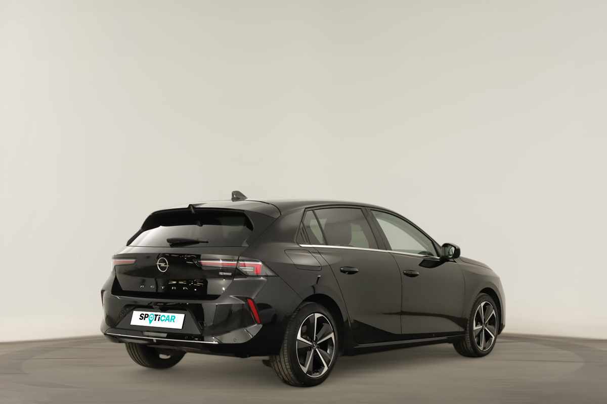 opel-astra-2023-hibrido-a-gasolina-1598cc