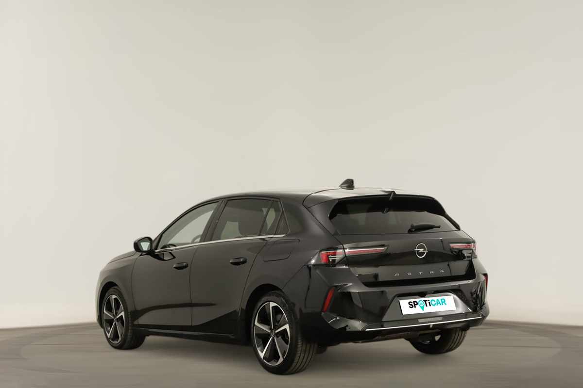 opel-astra-2023-hibrido-a-gasolina-1598cc
