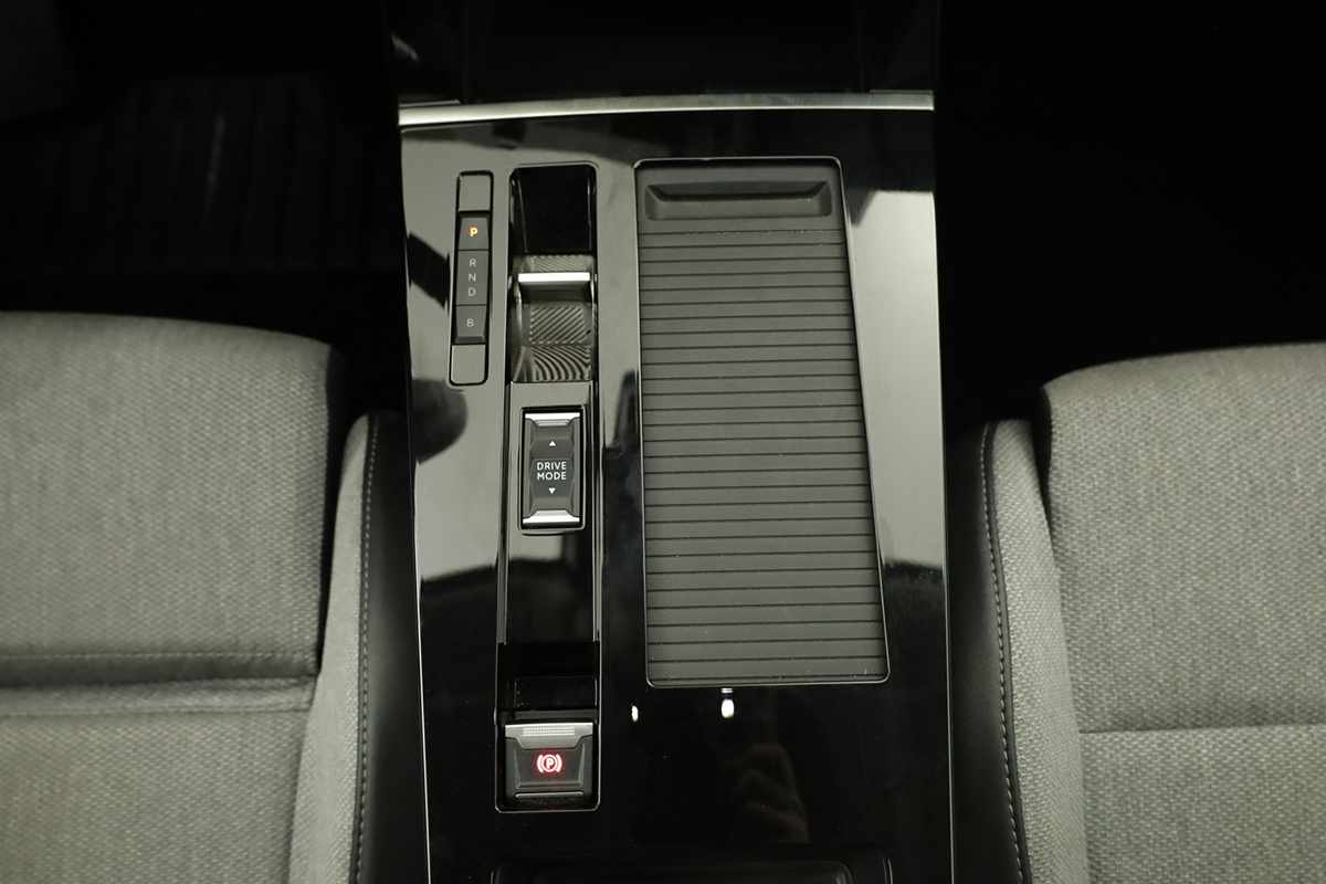 opel-astra-2023-hibrido-a-gasolina-1598cc