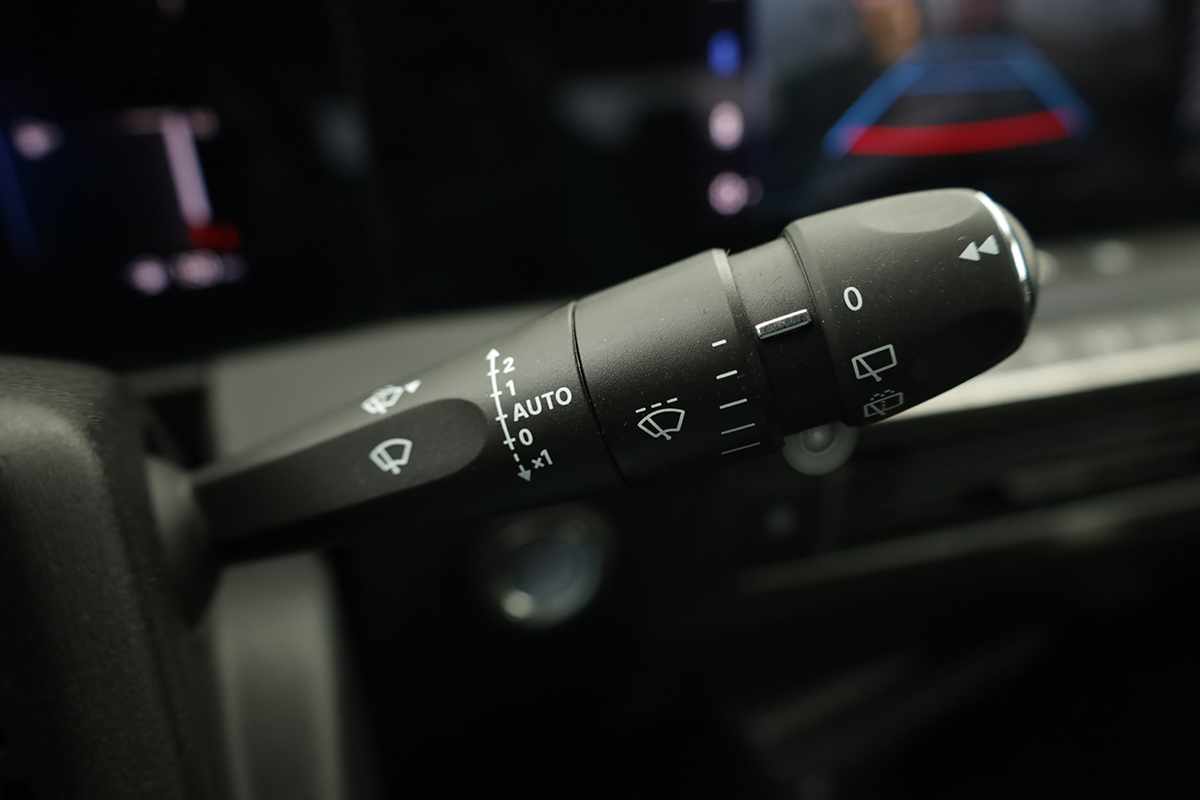 opel-astra-2023-hibrido-a-gasolina-1598cc