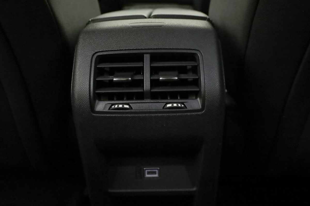 opel-astra-2023-hibrido-a-gasolina-1598cc