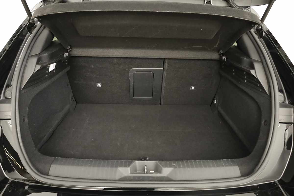 opel-astra-2023-hibrido-a-gasolina-1598cc