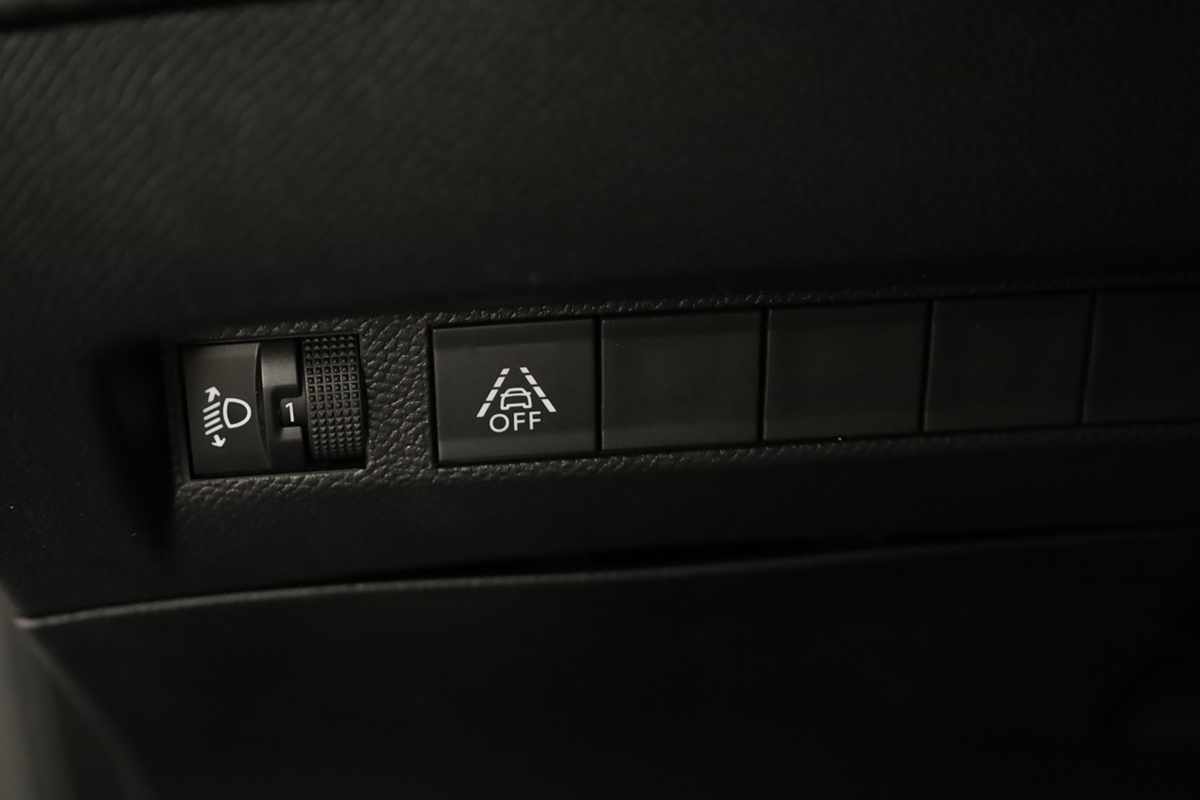 peugeot-e-208-2024-eletrico-0cc
