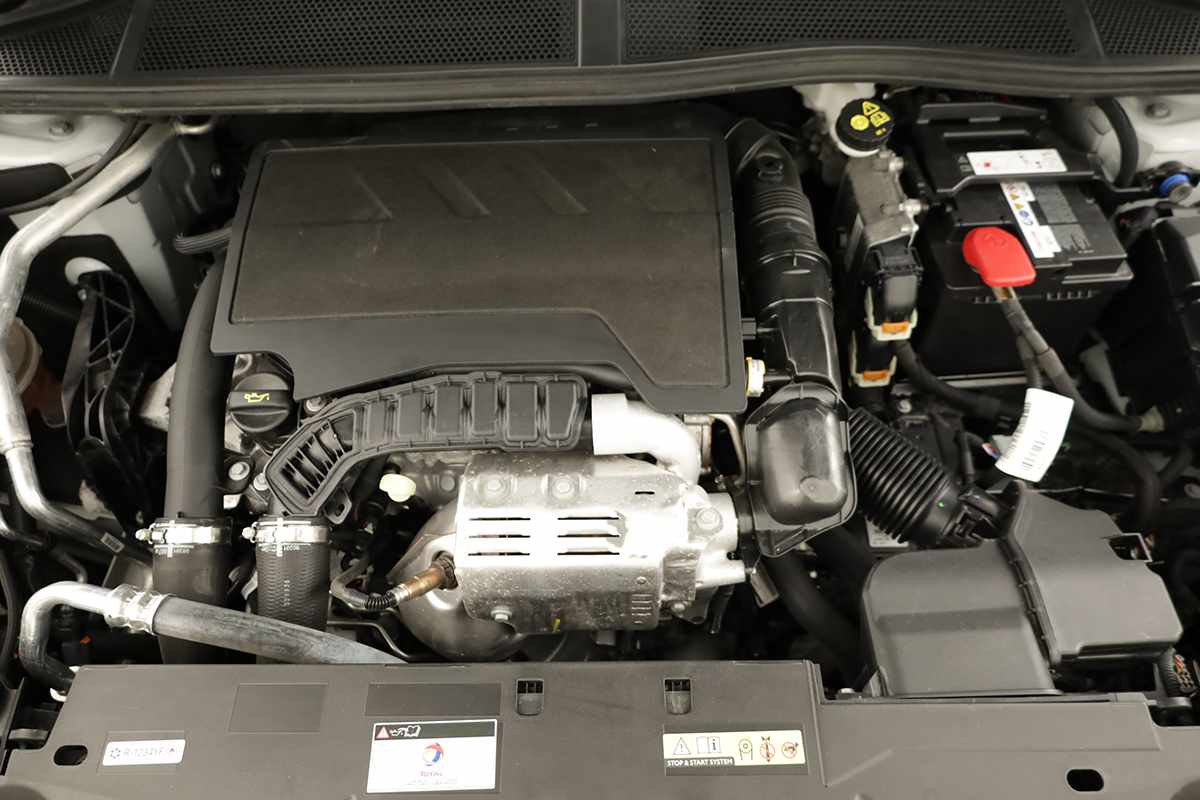 peugeot-308-2024-gasolina-1199cc