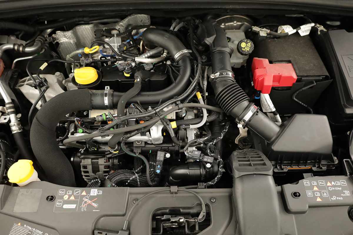 renault-clio-2024-gpl-999cc