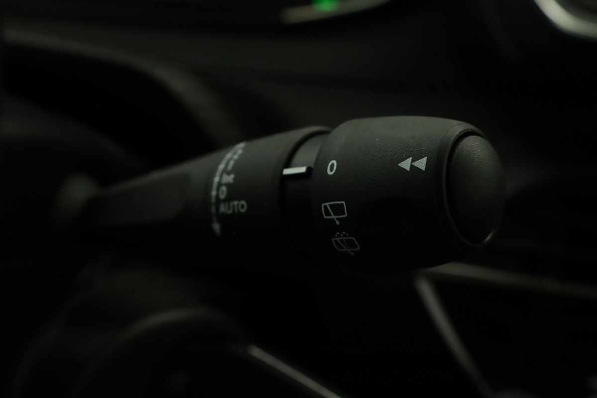 peugeot-e-208-2025-eletrico-0cc