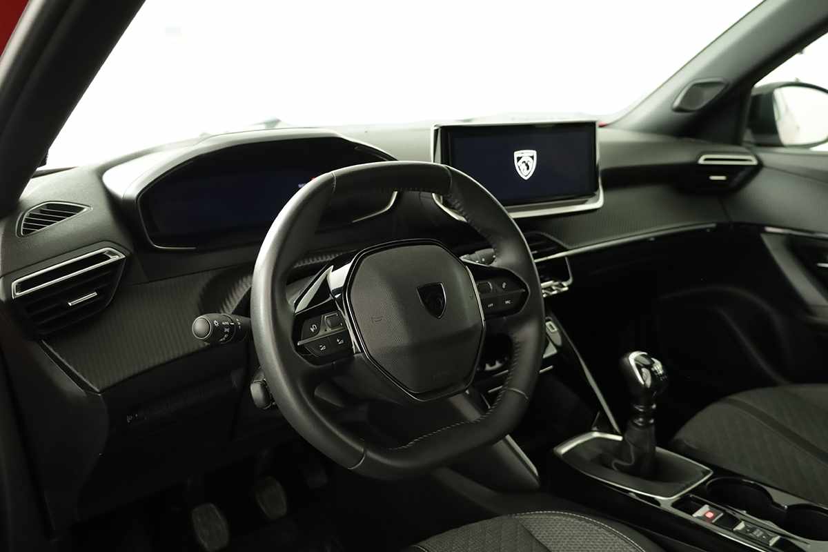 peugeot-2008-2024-gasolina-1199cc