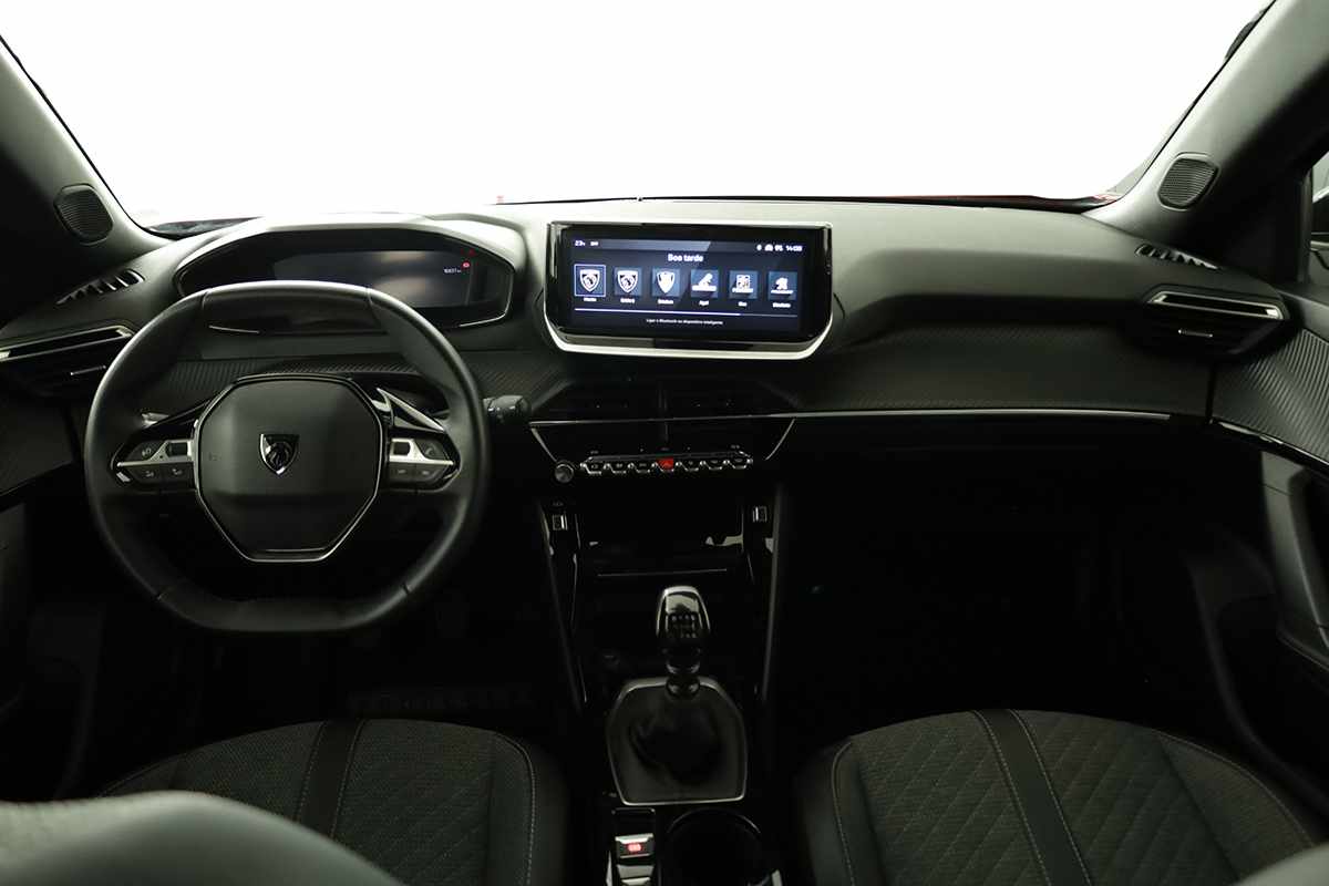 peugeot-2008-2024-gasolina-1199cc
