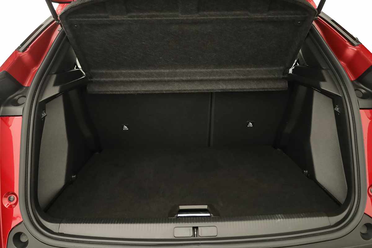 peugeot-2008-2024-gasolina-1199cc