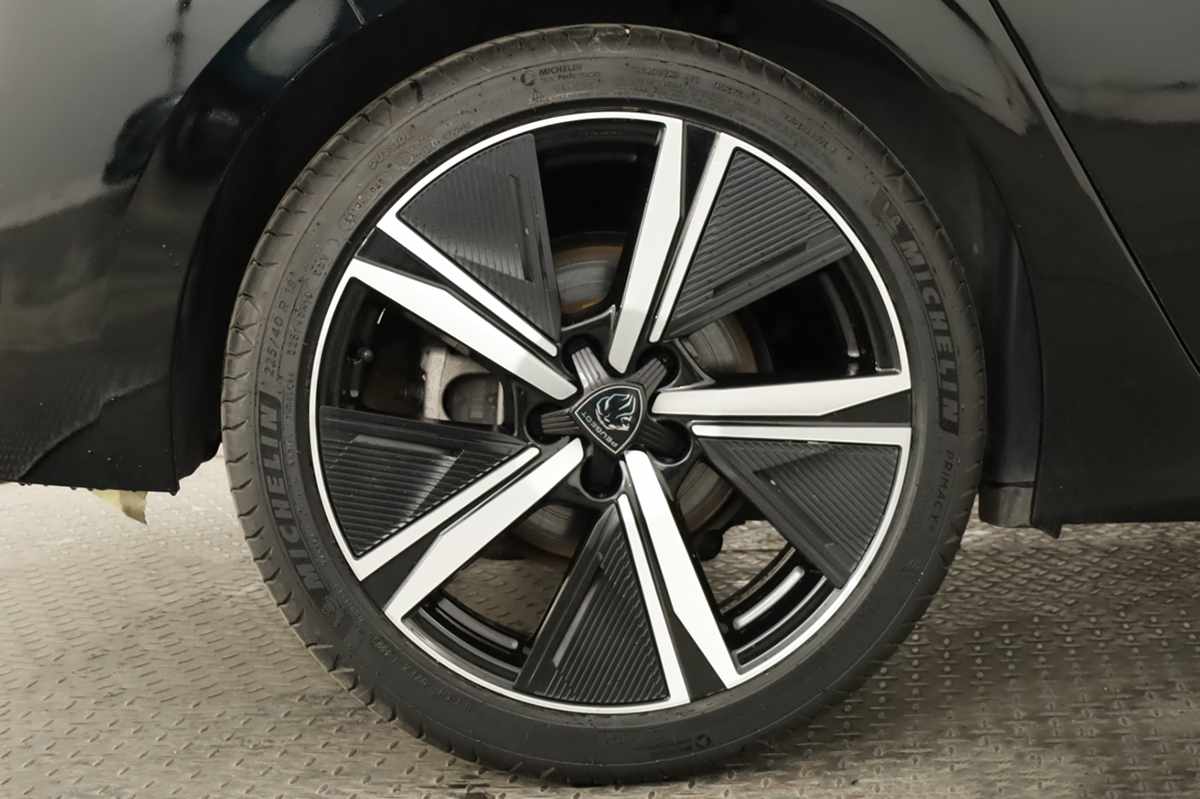 peugeot-308-2024-gasolina-1199cc