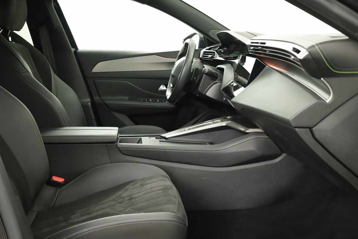 peugeot-308-2024-gasolina-1199cc