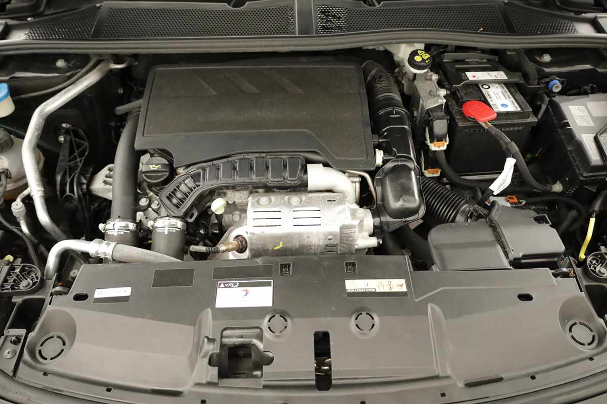 peugeot-308-2024-gasolina-1199cc