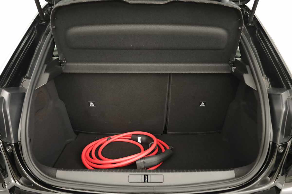 peugeot-e-208-2025-eletrico-0cc