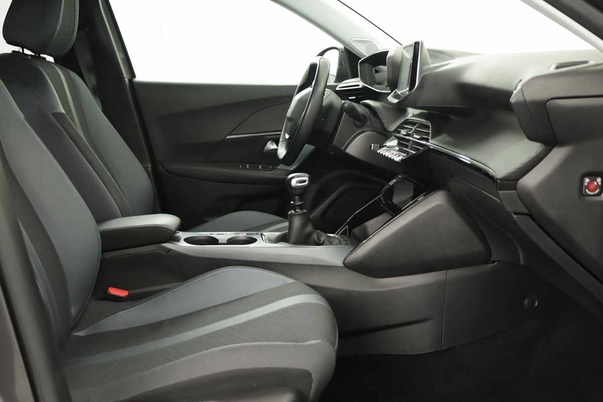 peugeot-2008-2020-gasolina-1199cc