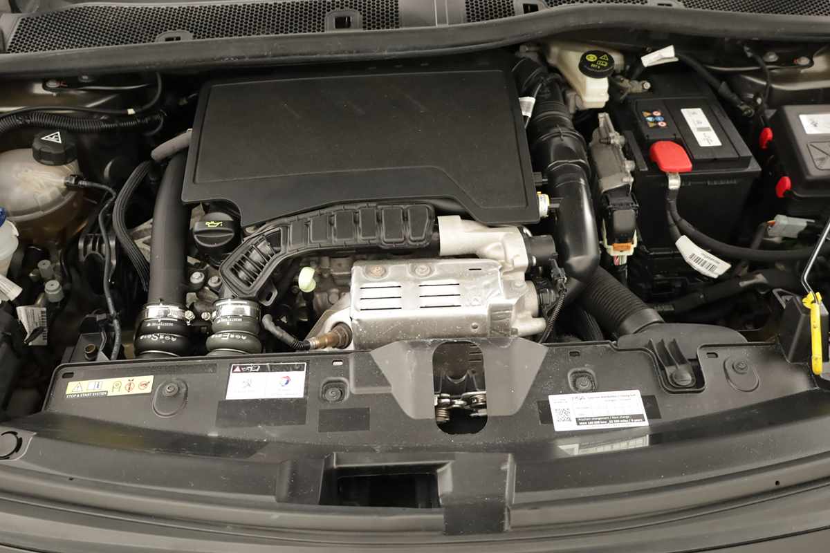peugeot-2008-2020-gasolina-1199cc