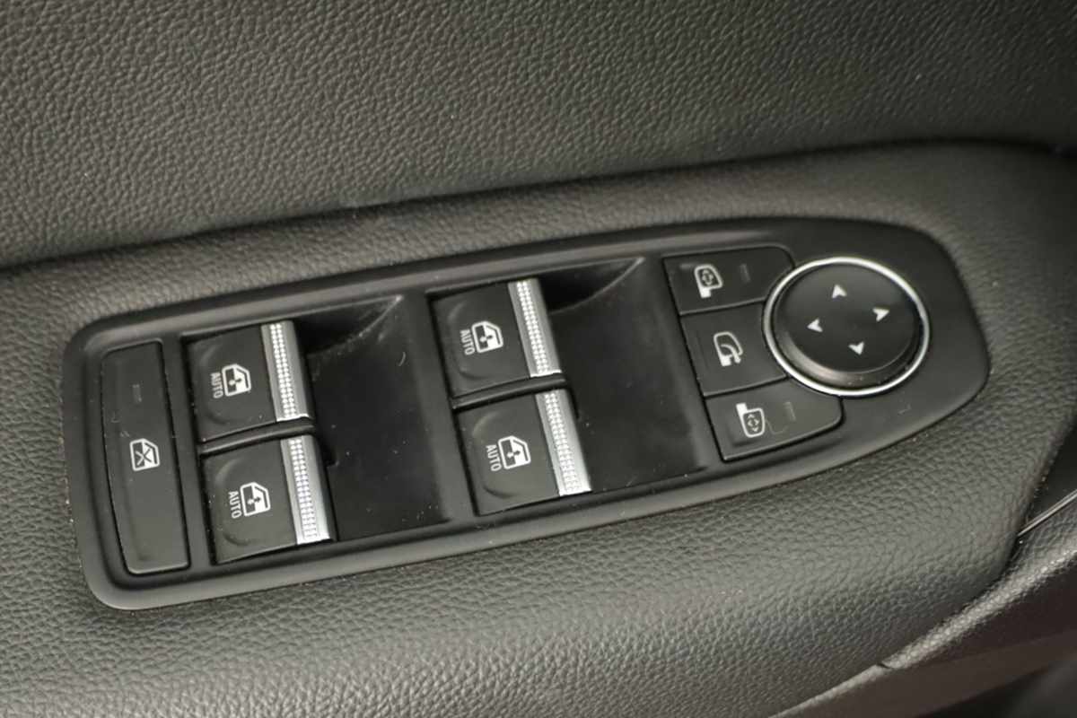 renault-captur-2024-gpl-999cc