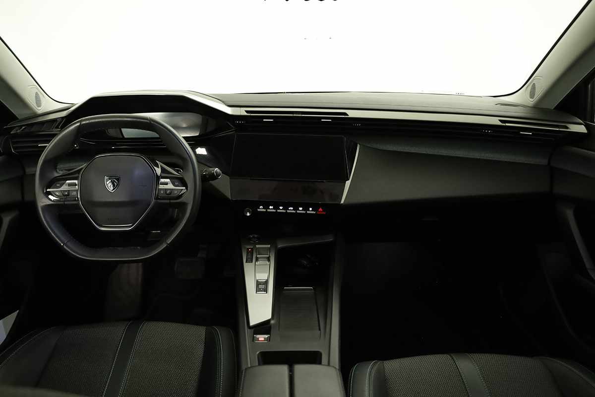 peugeot-308-2023-gasolina-1199cc