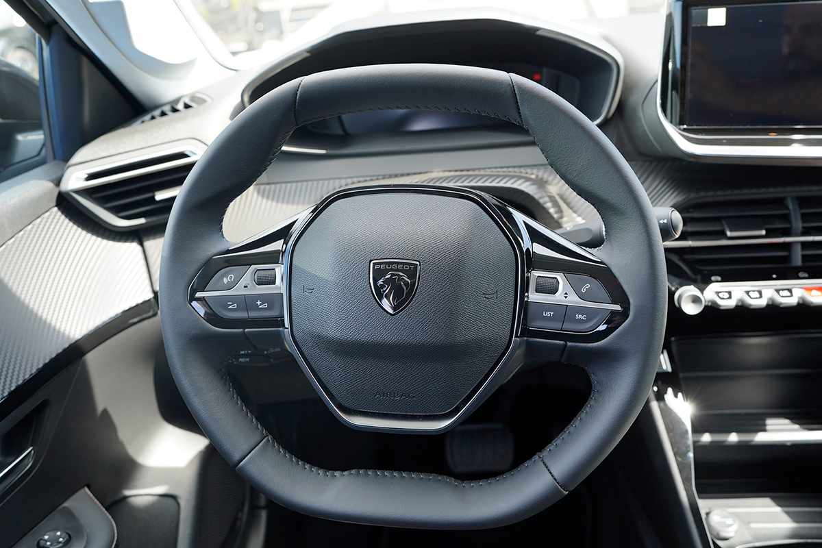 peugeot-208-2026-gasolina-1199cc