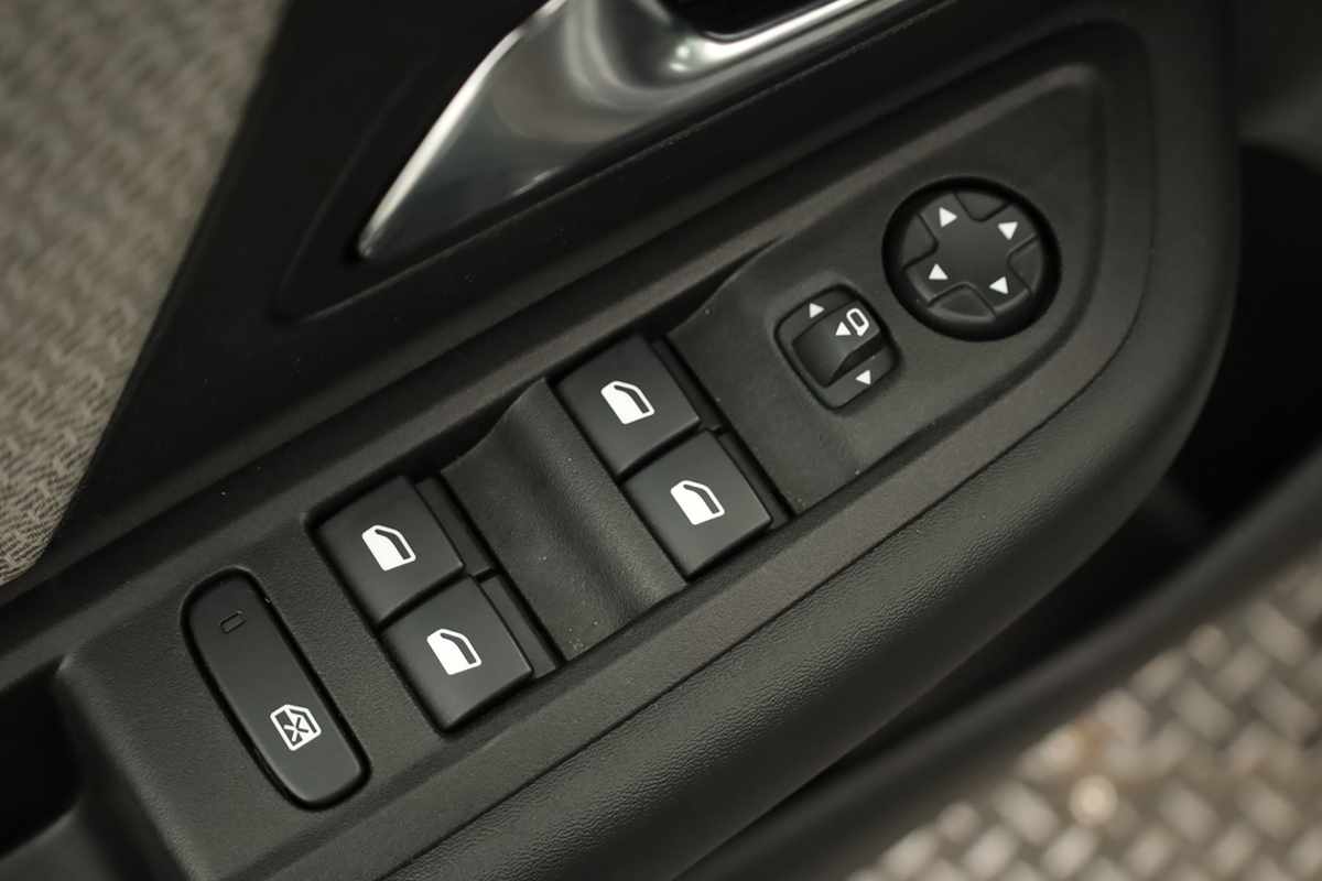 citroen-c4-2024-gasolina-1199cc