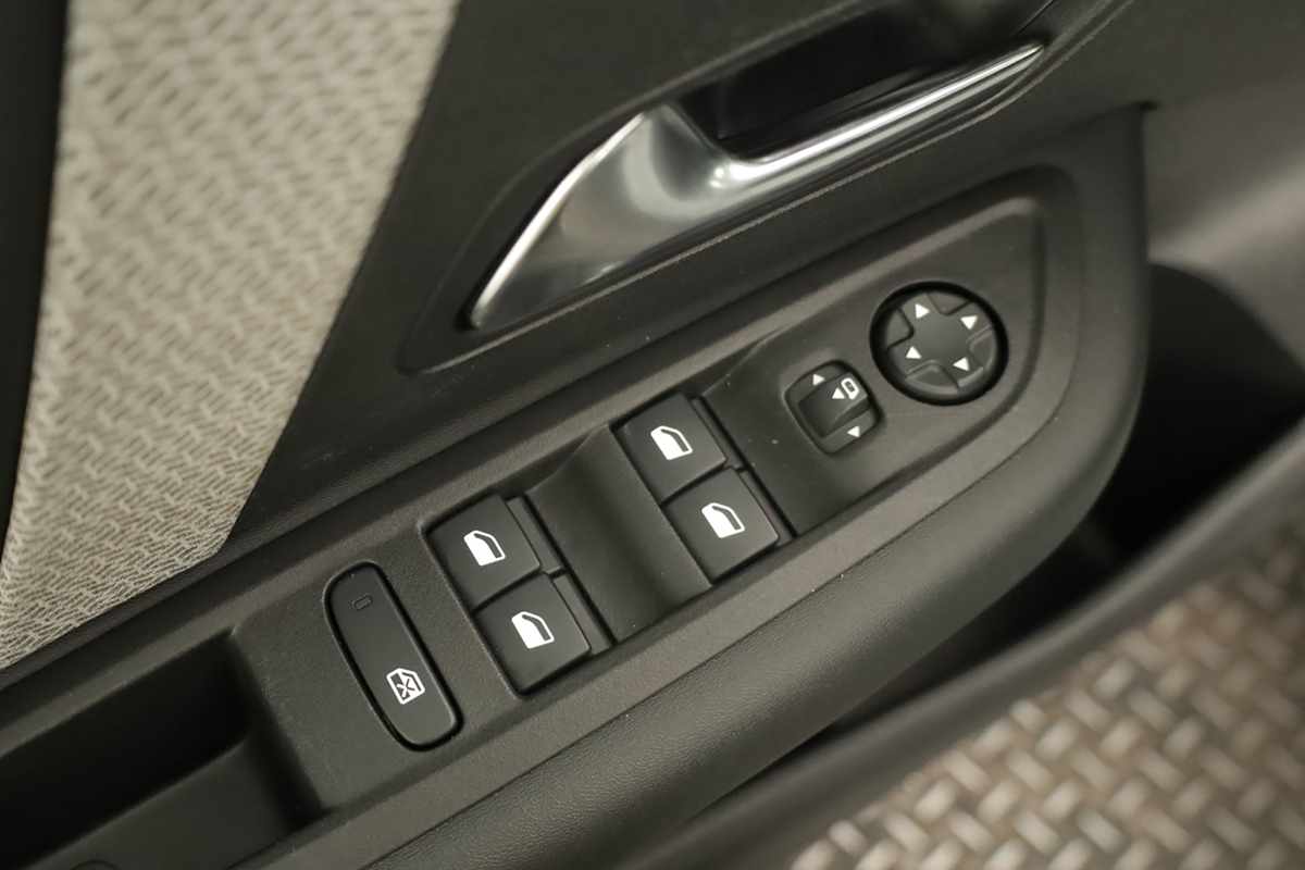 citroen-c4-2024-gasolina-1199cc