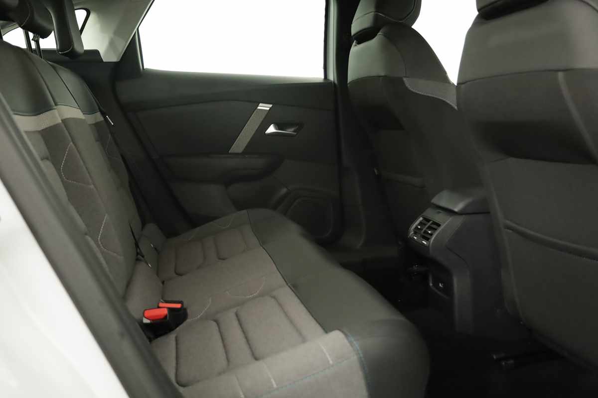 citroen-c4-2024-gasolina-1199cc