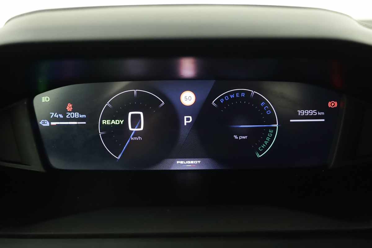 peugeot-e-2008-2024-eletrico-0cc