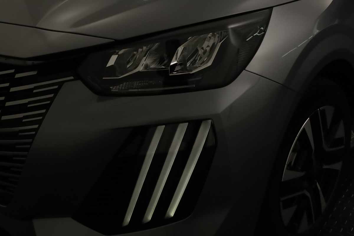 peugeot-e-208-2024-eletrico-0cc