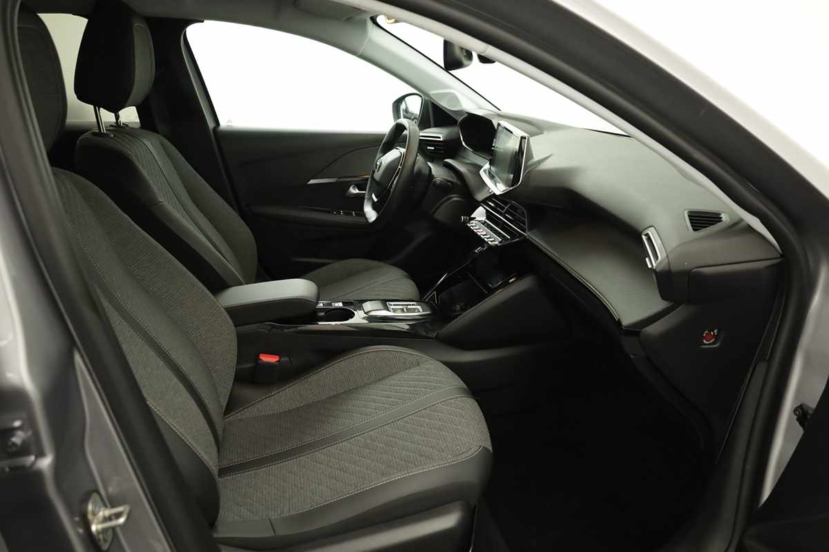 peugeot-e-208-2024-eletrico-0cc
