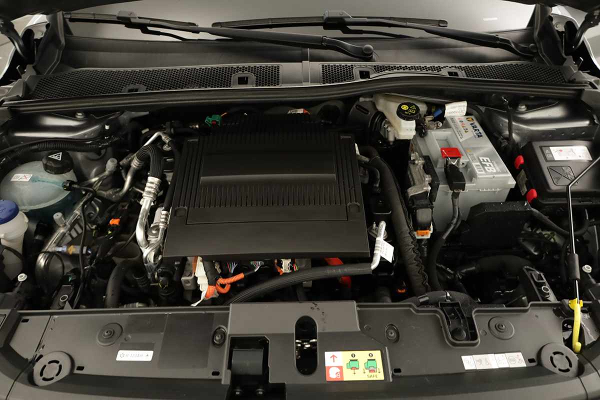 peugeot-e-208-2024-eletrico-0cc