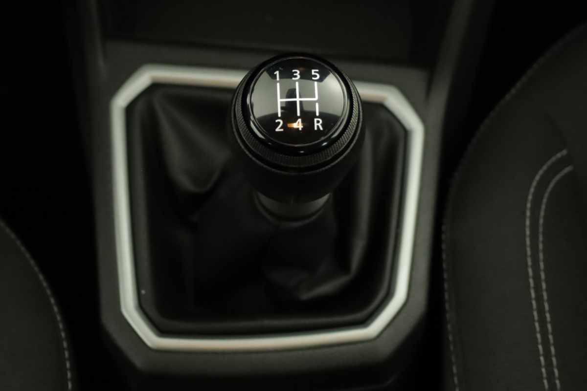 dacia-sandero-2024-gasolina-999cc