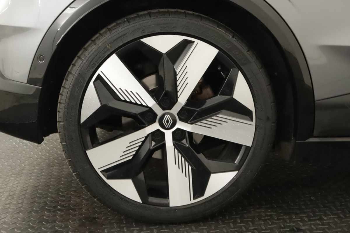 renault-megane-e-tech-2023-eletrico-0cc
