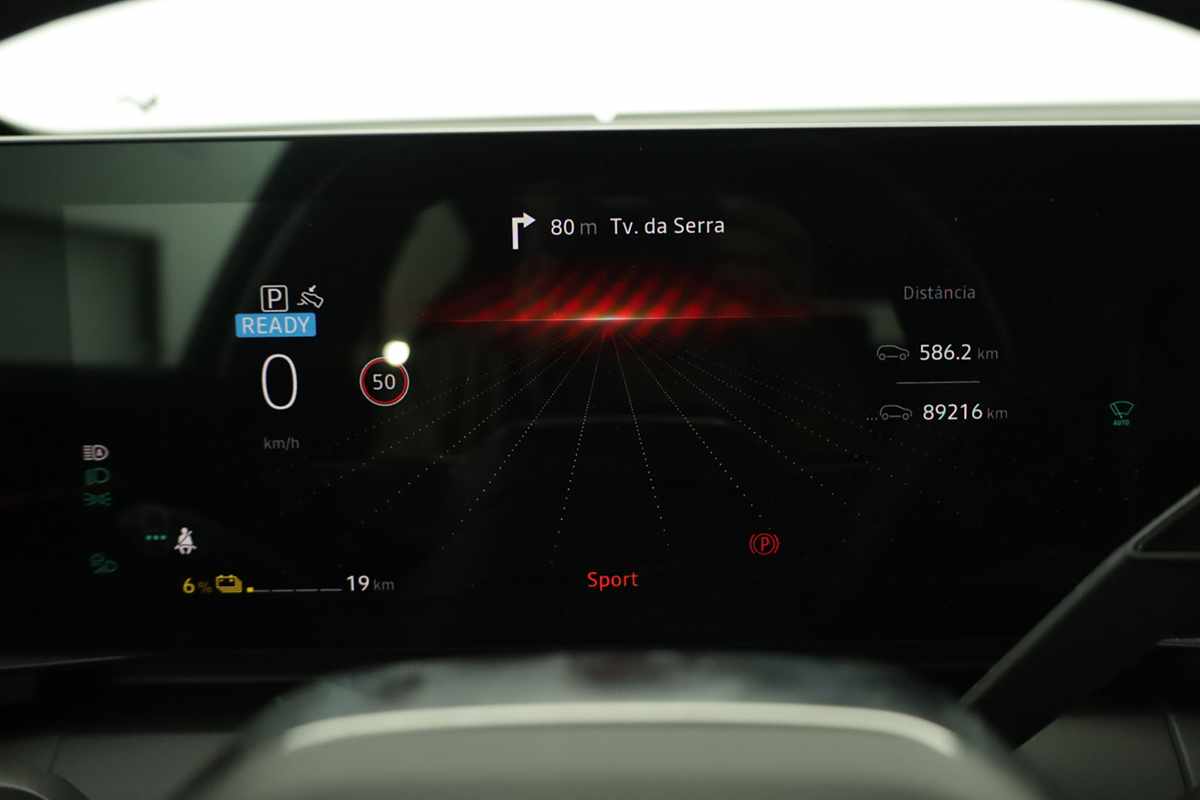 renault-megane-e-tech-2023-eletrico-0cc