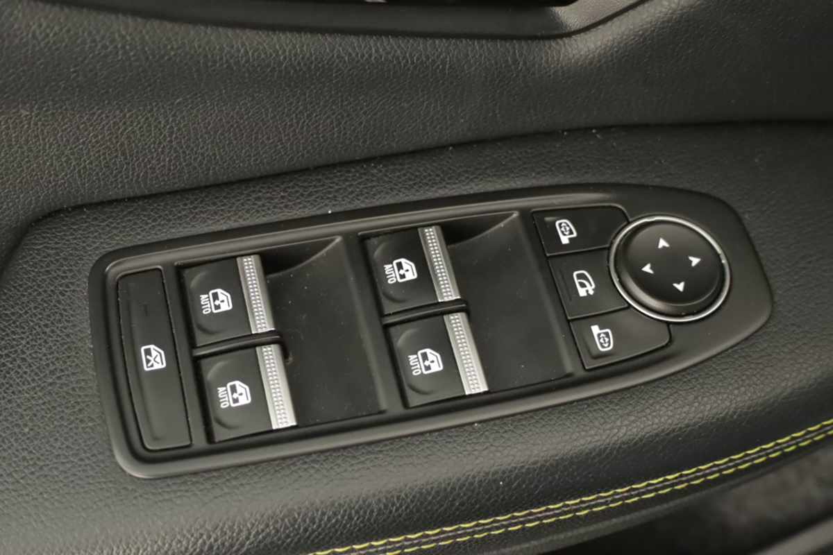 renault-megane-e-tech-2023-eletrico-0cc