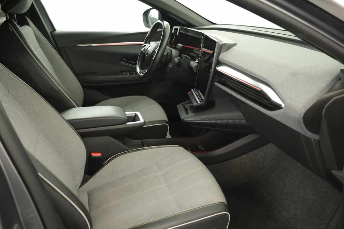 renault-megane-e-tech-2023-eletrico-0cc